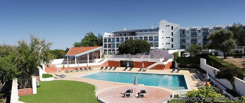 Ozadi Tavira Hotel