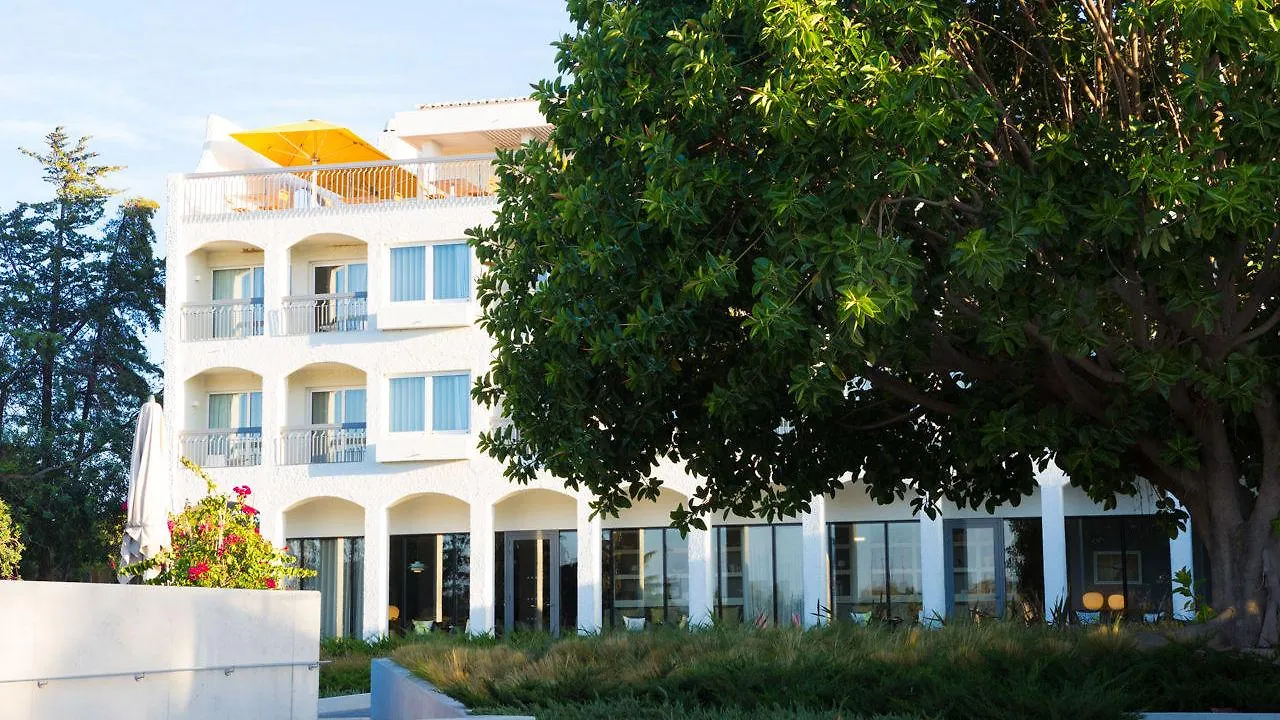 Ozadi Tavira Hotel